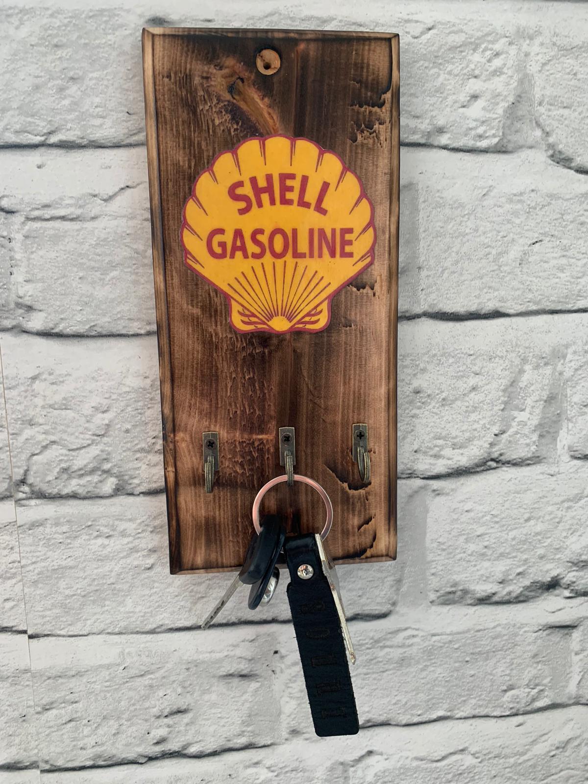 Handmade Reclaimed Wood Wall Mounted Key Hook Hanger Rack - Ideal For Man Caves / Kitchen Automobilia - Castrol / Shell / Gulf / Car